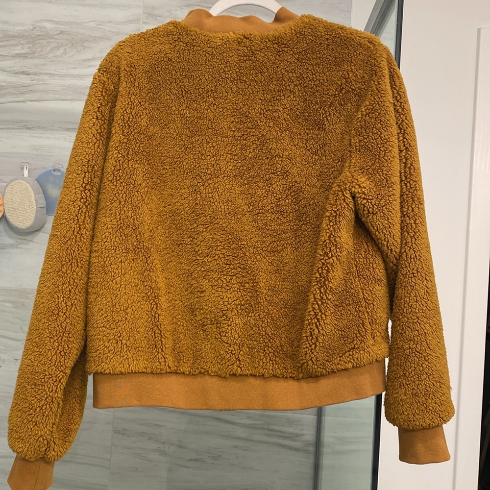NWOT J.CREW Sherpa teddy bomber jacket in Golden Brandy - Picture 5 of 10